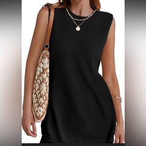 Chic Black Sleeveless Muscle Tee